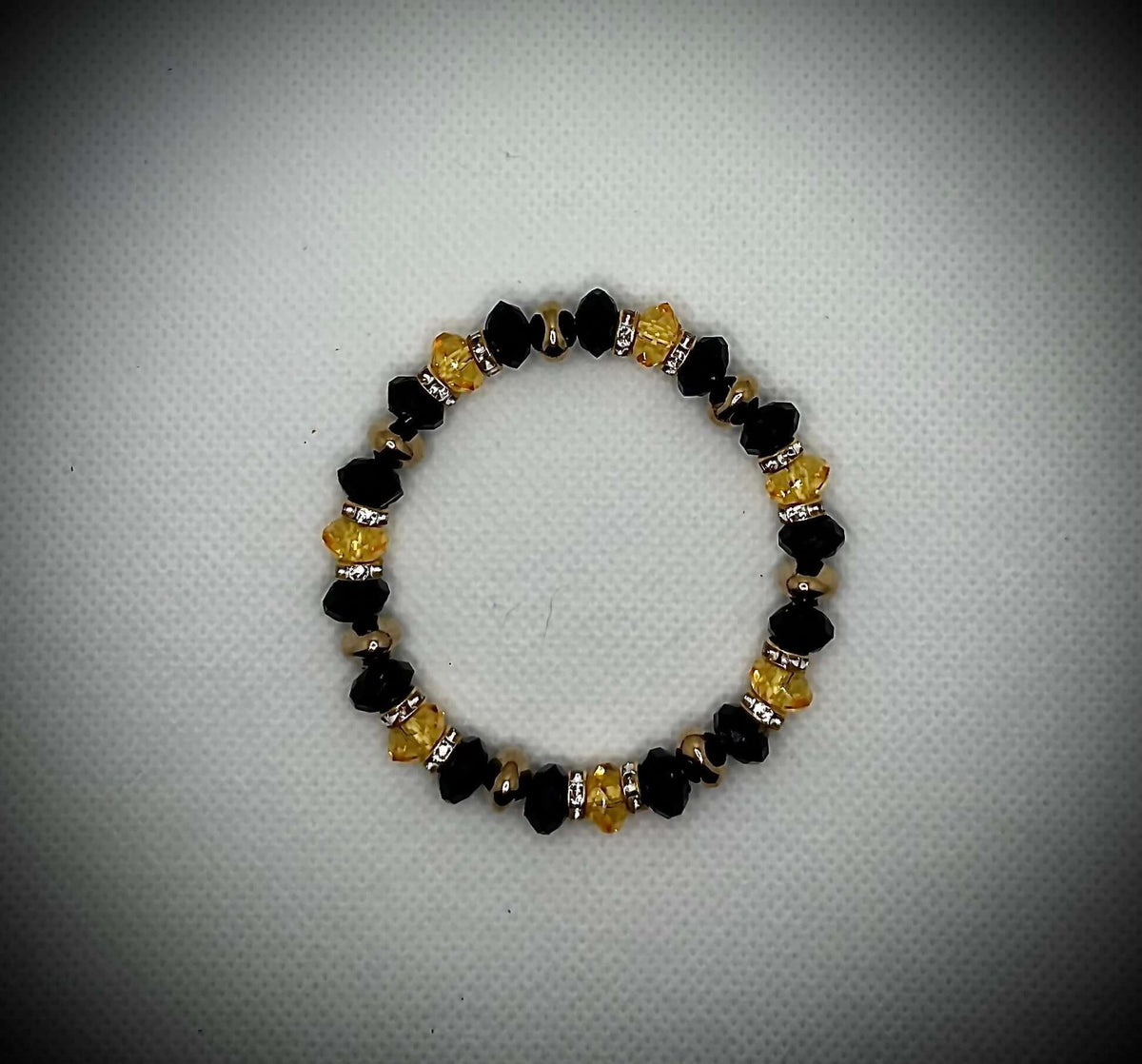 Black & Gold Beaded Stretch Bracelet! - Unchained Creations