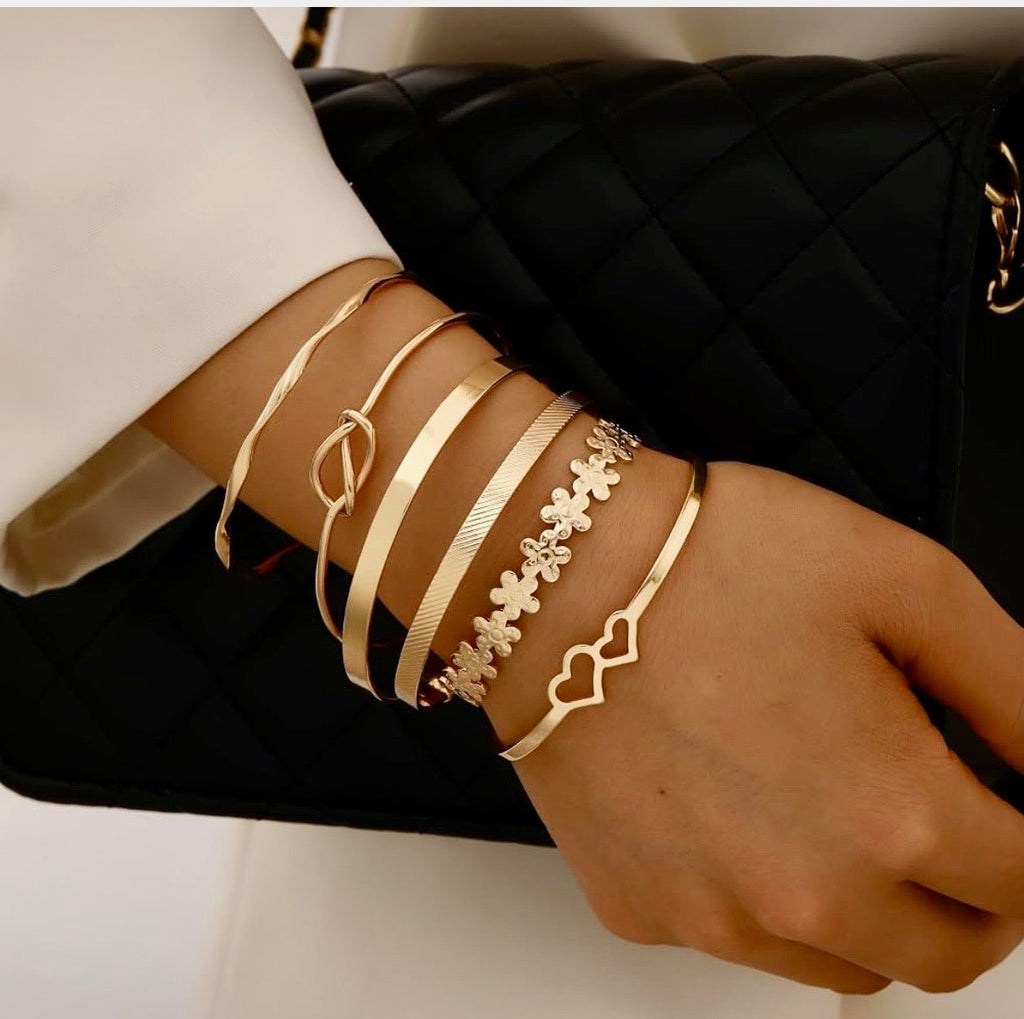 Example product - Unchained Creations
